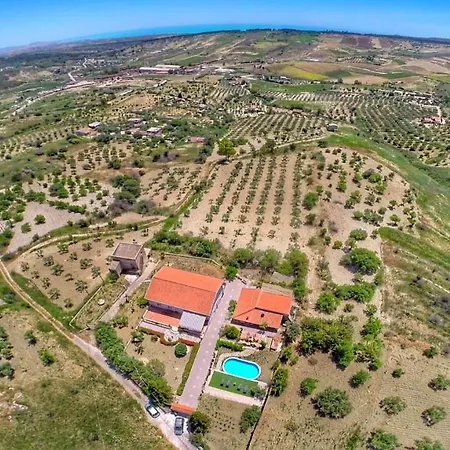 Casa de Campo Mennulavirdi Country House
