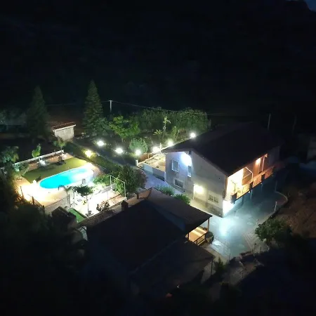 Casa de Campo Mennulavirdi Country House *